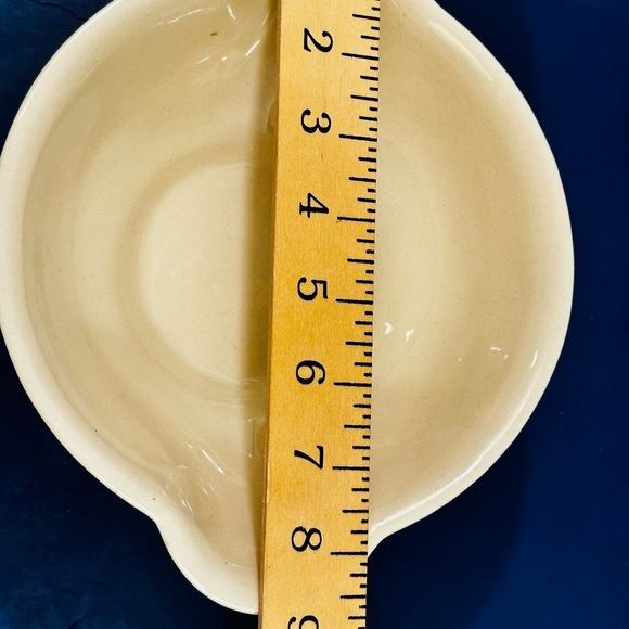 DELTIS Stoneware Serving Bowl White 9 inch with Pour Spouts Portugal - Picture 6 of 7